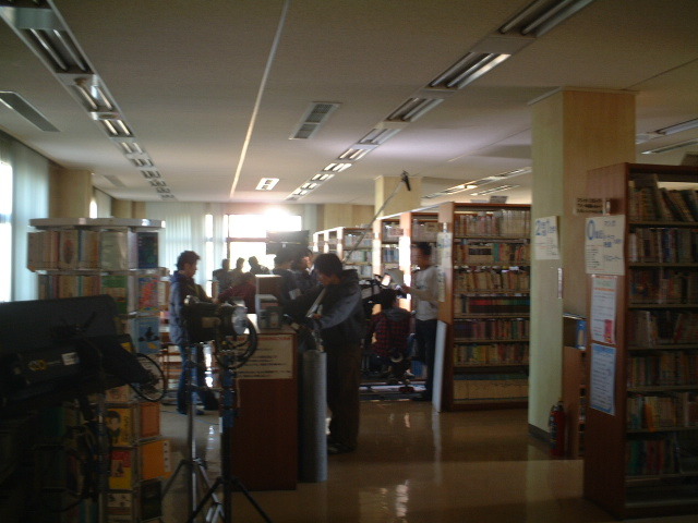 藤岡町立図書館でも撮影が行われました