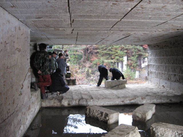 悪役レスラー養成機関「虎の穴」は、宇都宮市大谷地区にある数か所の採石場跡で撮影されました。