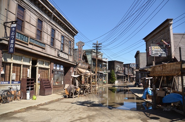 オープンセットの中には、日本人街も設営されました。
